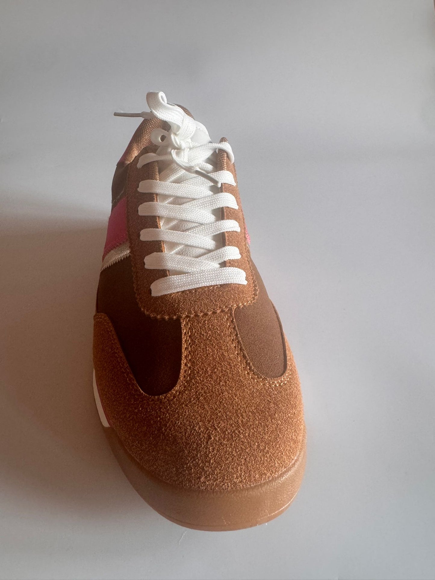 Damen Retro-Sneaker in Braun mit Pink