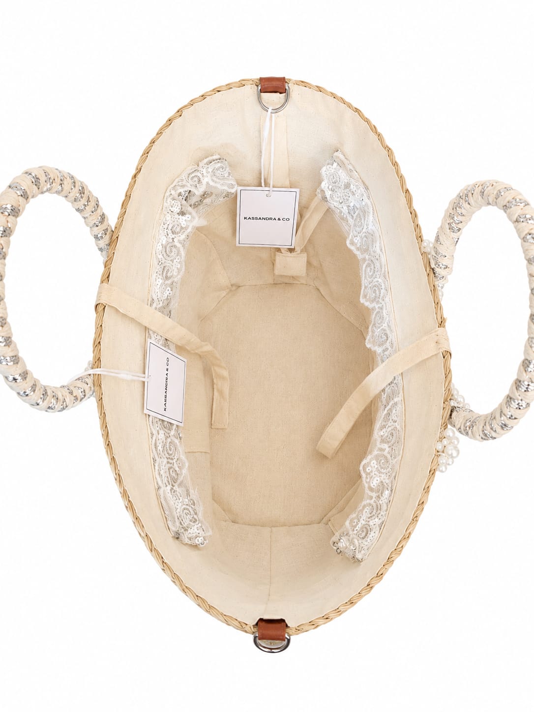 Elegante Korbtasche mit Herz-Henkel von Kassandra & Co (Korbtasche Herz 45x25) - Silber