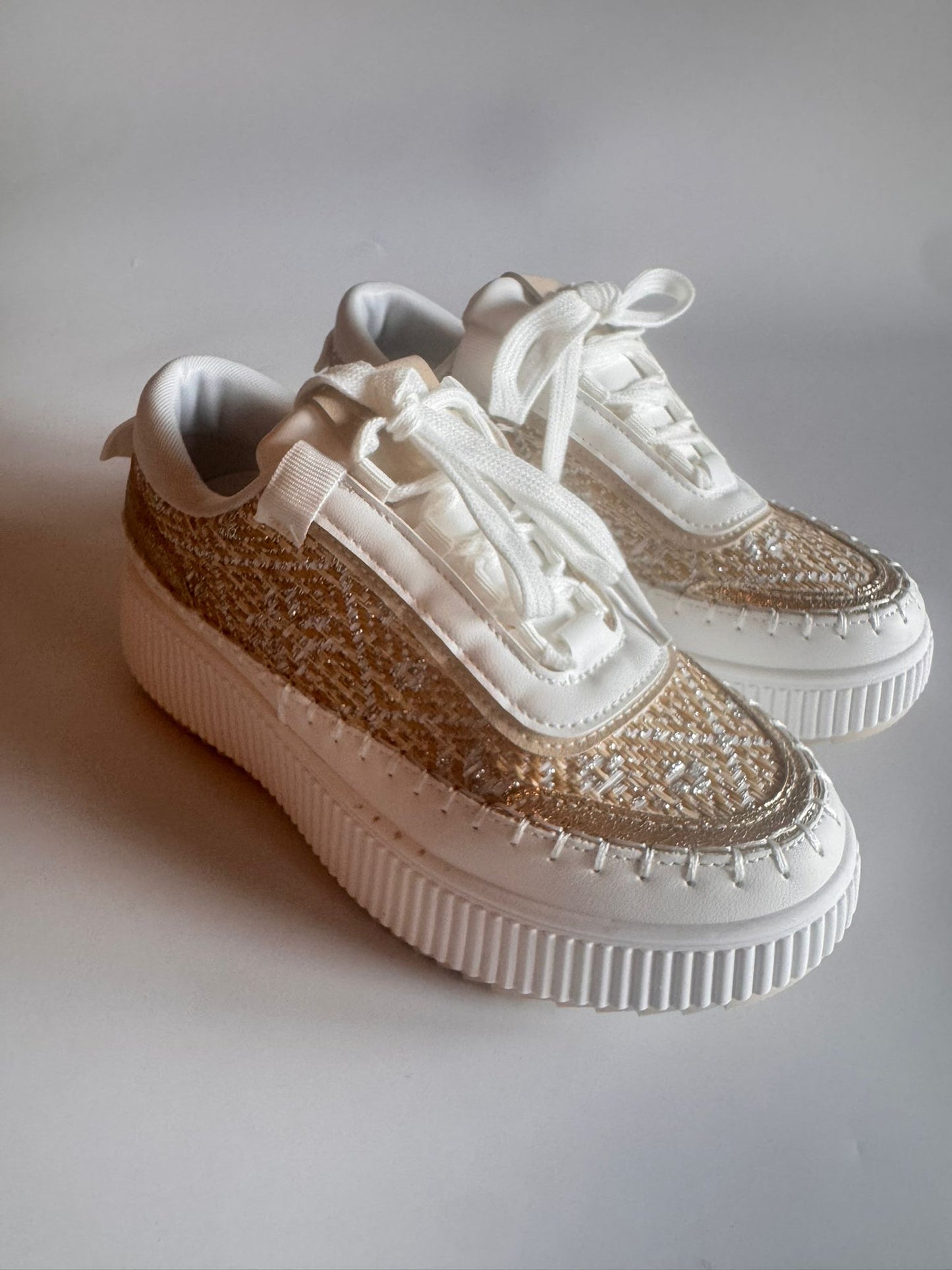 Damen Plateau-Sneaker in Weiß-Gold