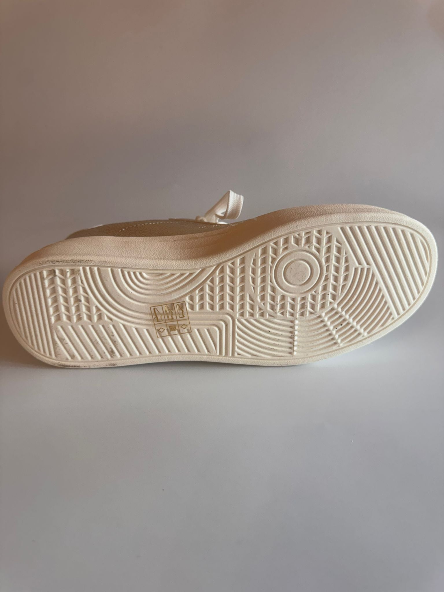 Damen Plateau-Sneaker in Beige-Gold